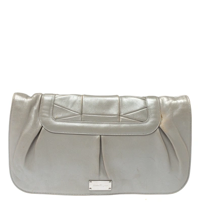 Pre-owned Ferragamo Grey Pleated Leather Oversized Clutch