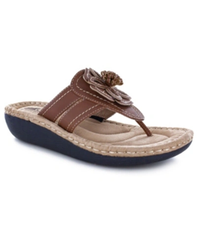 Cliffs By White Mountain Women's Carnation Thong Comfort Sandals In Honey