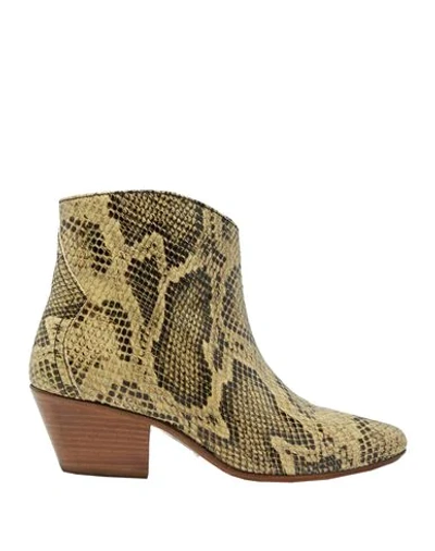 Isabel Marant Ankle Boots In White