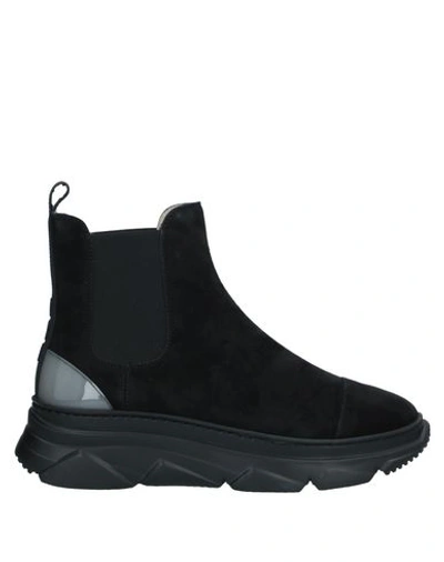 181 By Alberto Gozzi Ankle Boots In Black