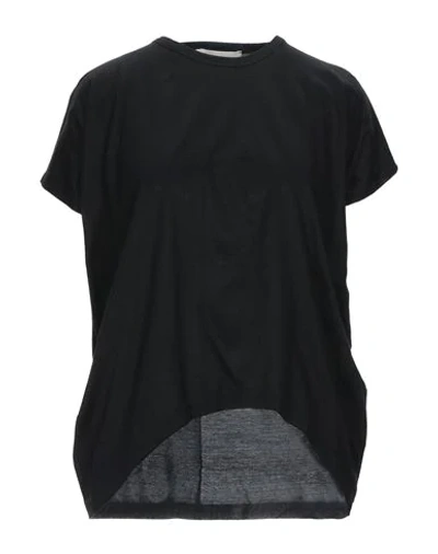 Liviana Conti T-shirts In Black