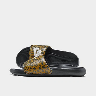 NIKE NIKE WOMEN'S VICTORI ONE PRINT SLIDE SANDALS,5165281