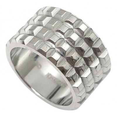 Pre-owned Boucheron Silver White Gold Ring