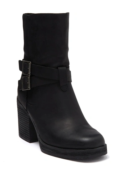 Korks Meegan Mid Boot In Black