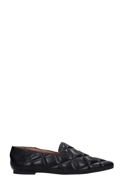 Lola Cruz Loafers In Black Leather