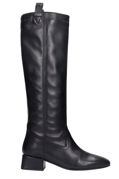 Fabio Rusconi Low Heels Boots In Black Leather