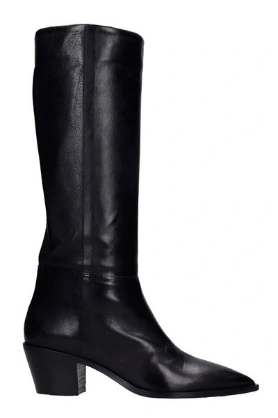 Julie Dee Low Heels Boots In Black Leather