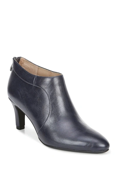 Lifestride Georgia Stacked Heel Bootie In Navy