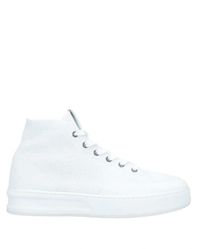 Tod's Sneakers In White