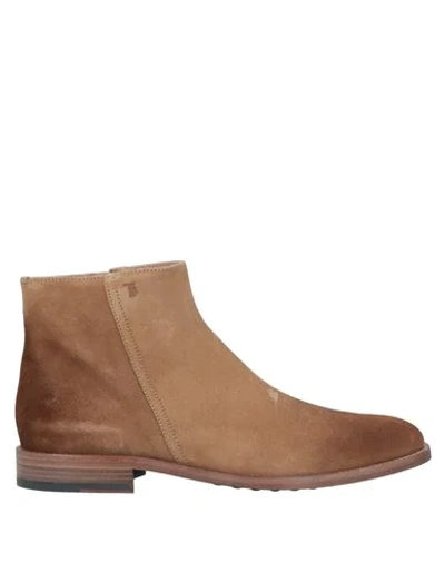 Tod's Ankle Boots In Beige