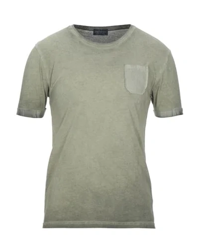 Luca Bertelli T-shirts In Military Green