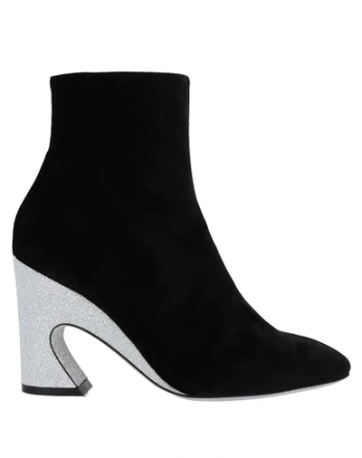 Giannico Ankle Boots In Black