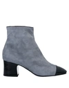 Aand Ankle Boots In Grey