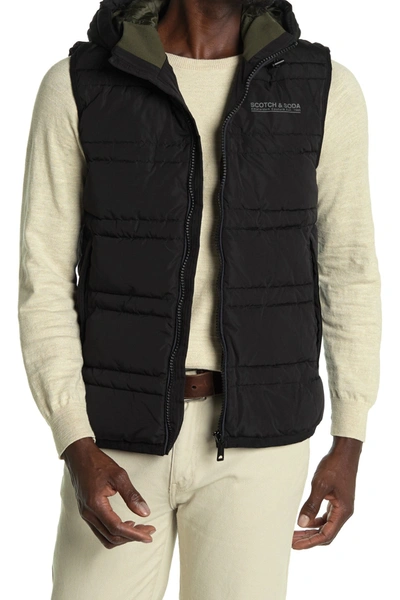 Scotch & Soda Primaloft Hooded Vest In 0008-black