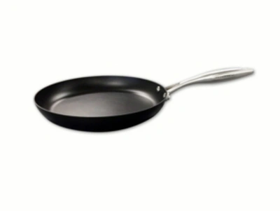 Scanpan Professional 10.25", 26cm Nonstick Fry Pan, Black