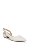 Naturalizer Banks Pump In White Leather