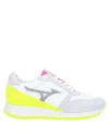 Mizuno Sneakers In White