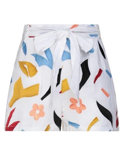Glamorous Shorts & Bermuda Shorts In White