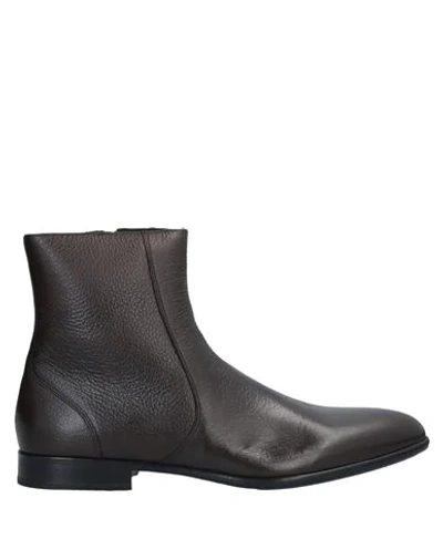 Doucal's Ankle Boots In Brown