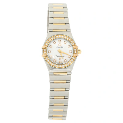 Pre-owned Omega Mop 18k Yellow Gold & Stainless Steel Diamond Constellation 895.1203 Women's Wristwatch 22 Mm In White
