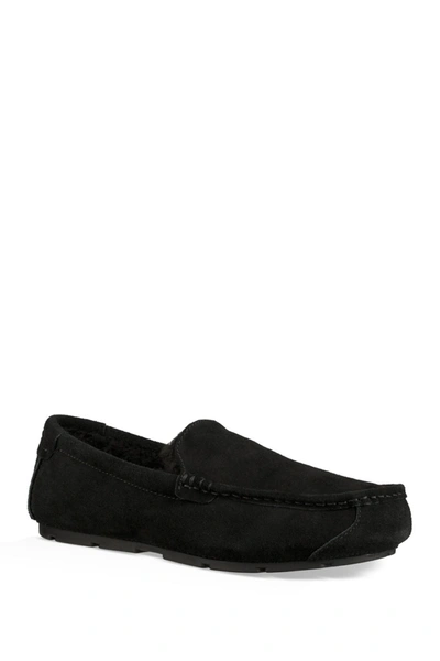 Koolaburra By Ugg Tipton Faux Fur Lined Moccasin Slipper In Blk