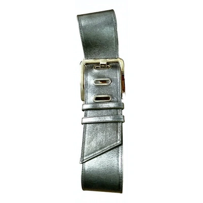 Pre-owned Versus Leather Belt In Metallic