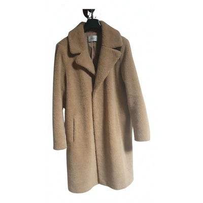 Pre-owned Stand Studio Coat In Beige