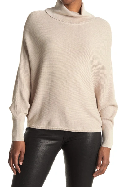 Cloth By Design Easy Turtle Neck Pullover In White Smok