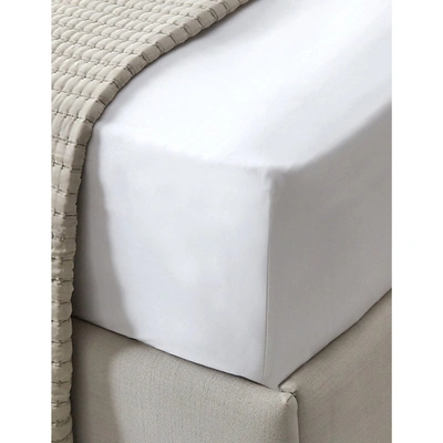 The White Company Connaught Cotton And Silk-blend Emperor Deep Fitted Sheet In Chalk