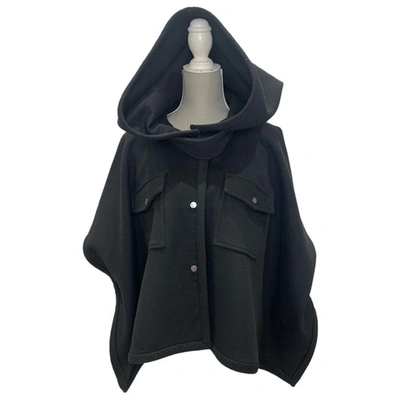 Pre-owned Vionnet Wool Cape In Black