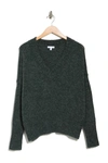Abound V-neck Sweater In Green Gables
