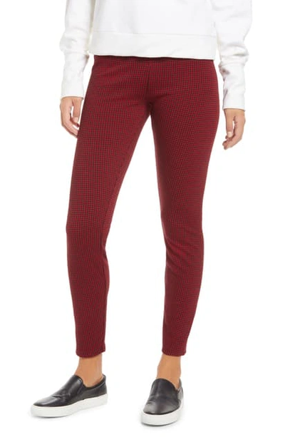 Lyssé Signature Patterned Leggings In Nailhead Jacquard
