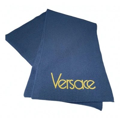 Pre-owned Versace Wool Scarf In Blue