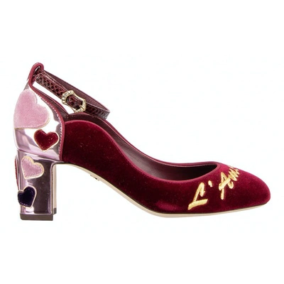 Pre-owned Dolce & Gabbana Velvet Heels In Red