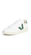 Veja Logo-patch Low-top Sneakers In Extra White/cyprus