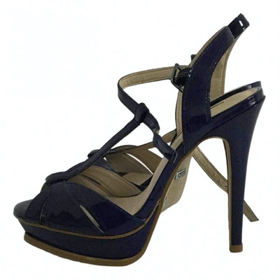 Pre-owned Buffalo Patent Leather Sandal In Navy