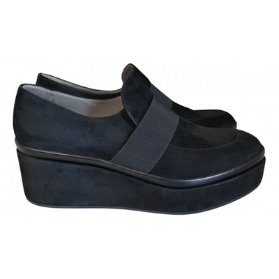 Pre-owned Janet & Janet Flats In Black