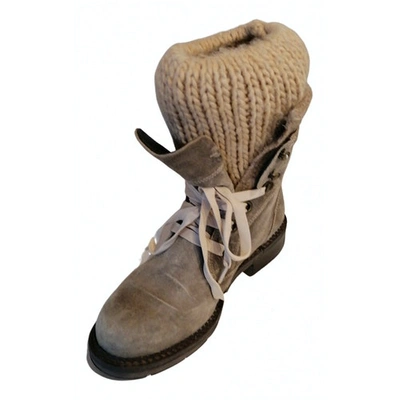 Pre-owned Maliparmi Lace Up Boots In Beige