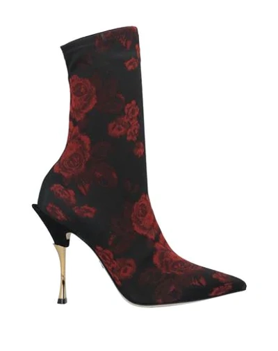 Dolce & Gabbana Ankle Boots In Red