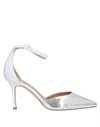 The Seller Pumps In Silver