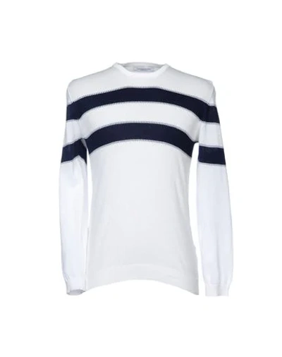 Hamaki-ho Sweaters In White