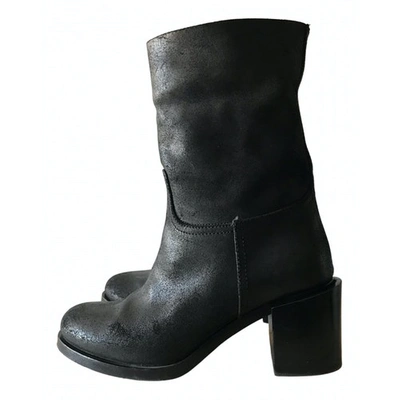 Pre-owned L'autre Chose Leather Ankle Boots In Black