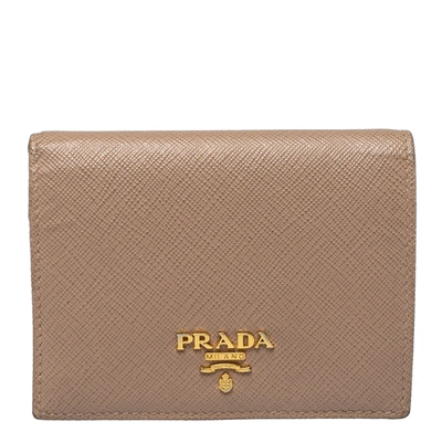Pre-owned Prada Beige Saffiano Lux Leather Compact Wallet