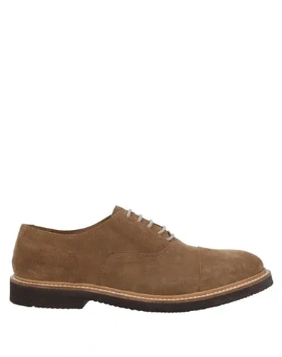 Eleventy Lace-up Shoes In Beige