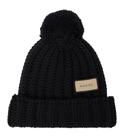 Gucci Logo-tag Wool Bobble Hat In Black