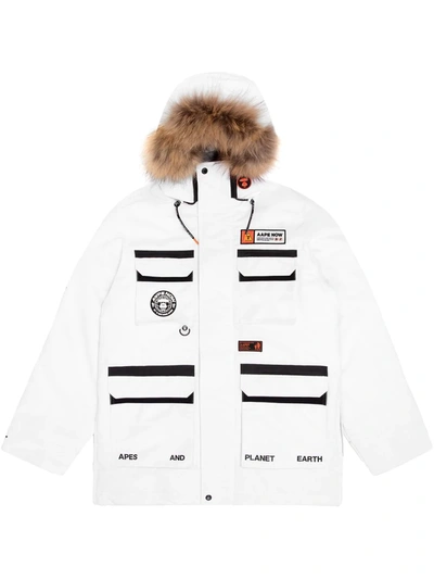 Aape By A Bathing Ape Logo贴花派克大衣 In White