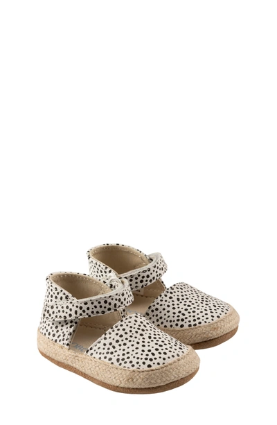 Robeez Kids' Kelly Shoe In White With Pattern