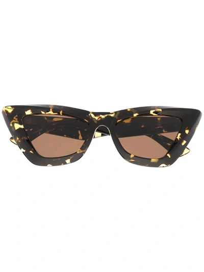 Bottega Veneta Cat-eye Sunglasses In Brown