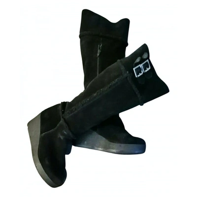 Pre-owned Juicy Couture Boots In Black