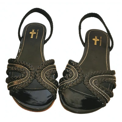 Pre-owned Carshoe Leather Sandals In Black
